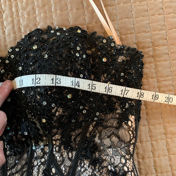 MORI LEE FORMAL GOWN - Picture 10 of 16